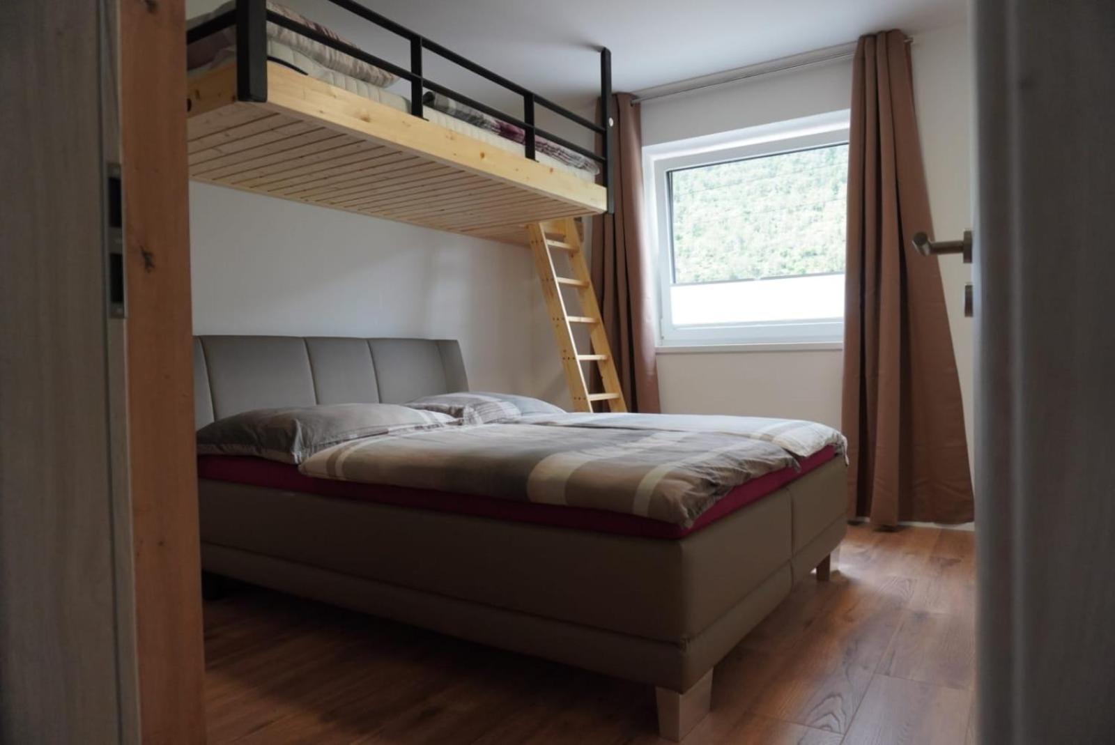 Deluxefort Fuer 10 Gaeste Mit Eigenem Whirlpool Und Fasssauna Imst Extérieur photo